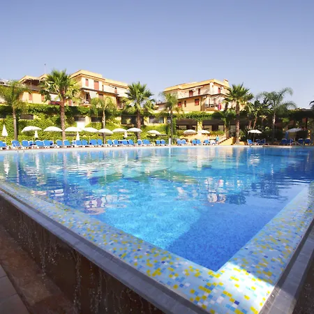 Caesar Palace Giardini Naxos