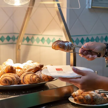 Caesar Palace 4* Giardini Naxos