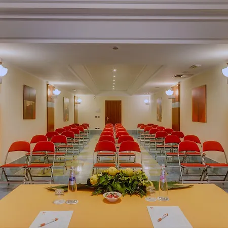 Caesar Palace Giardini Naxos