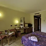 シーザー パレス 4* ジャルディーニ・ナクソス