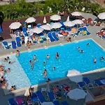 シーザー パレス 4*