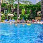 ホテル シーザー パレス 4*