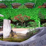 シーザー パレス 4*