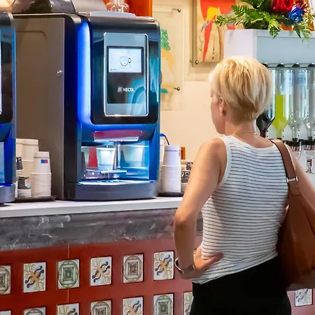 Готель Caesar Palace Джардіні-Наксос