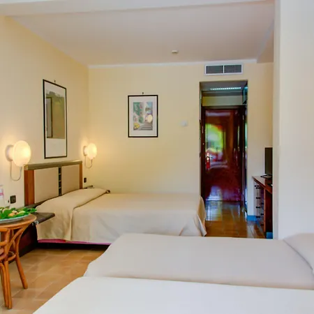 Hotel Caesar Palace Giardini Naxos