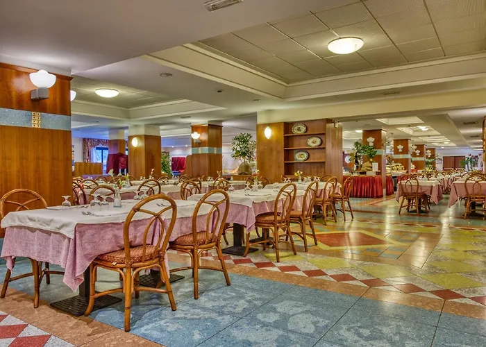 Hotel Caesar Palace 4*