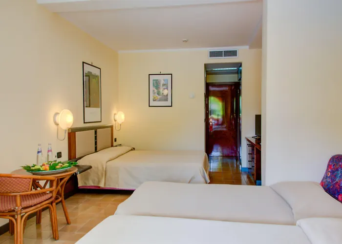 Hotel Caesar Palace Giardini Naxos