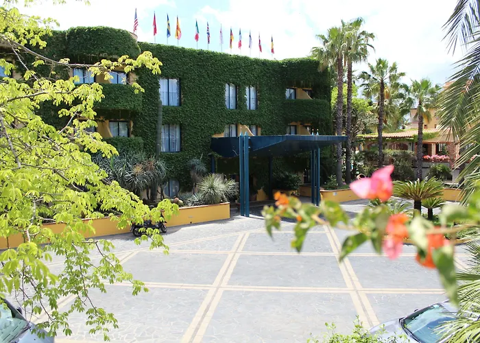 Caesar Palace Hotel Giardini Naxos